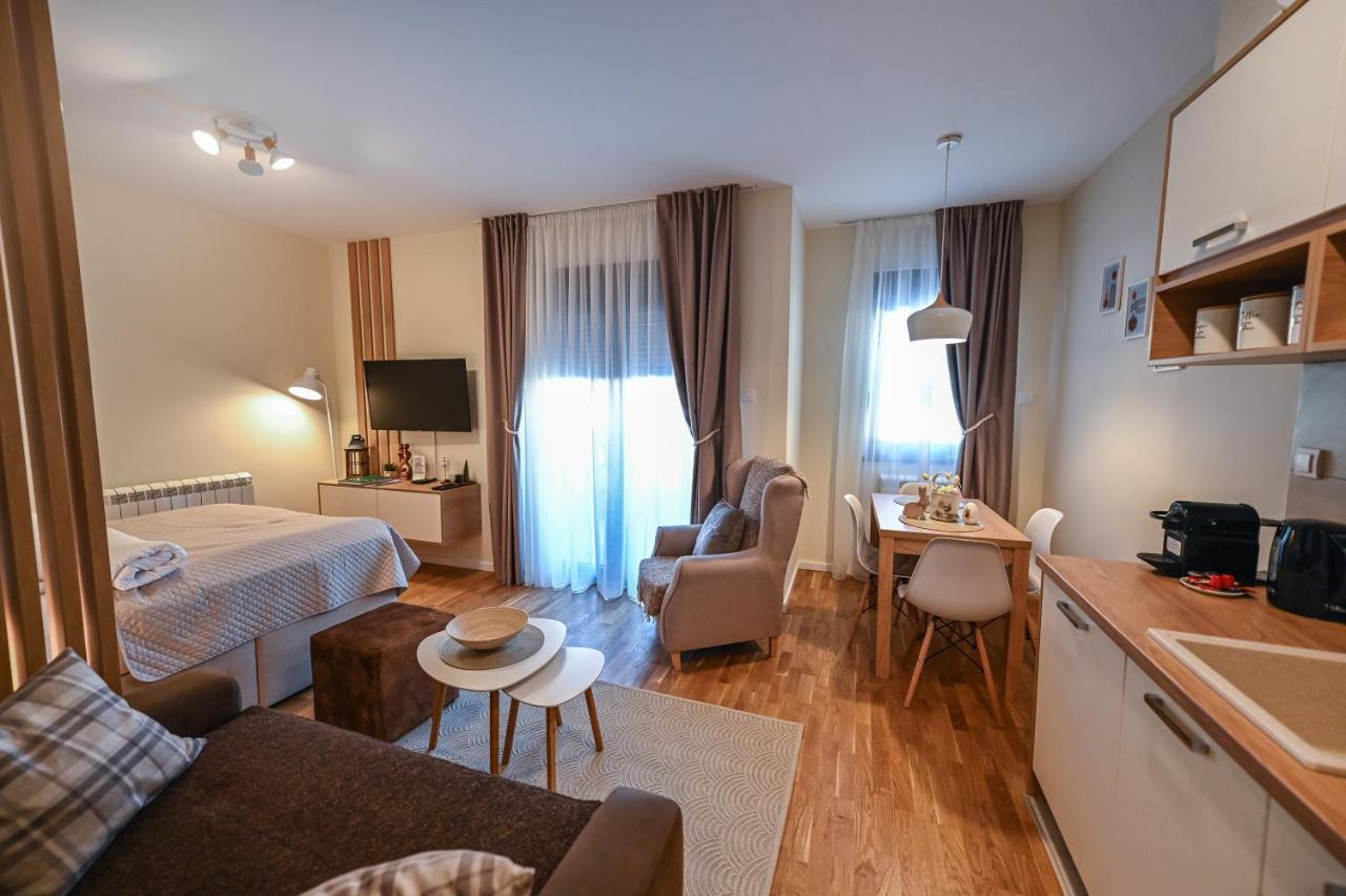Mb Apartman Tara Kaludjerske Bare Exteriör bild