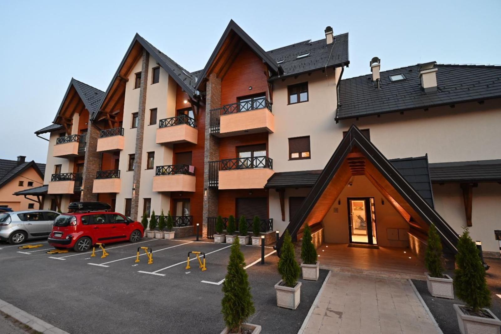 Mb Apartman Tara Kaludjerske Bare Exteriör bild